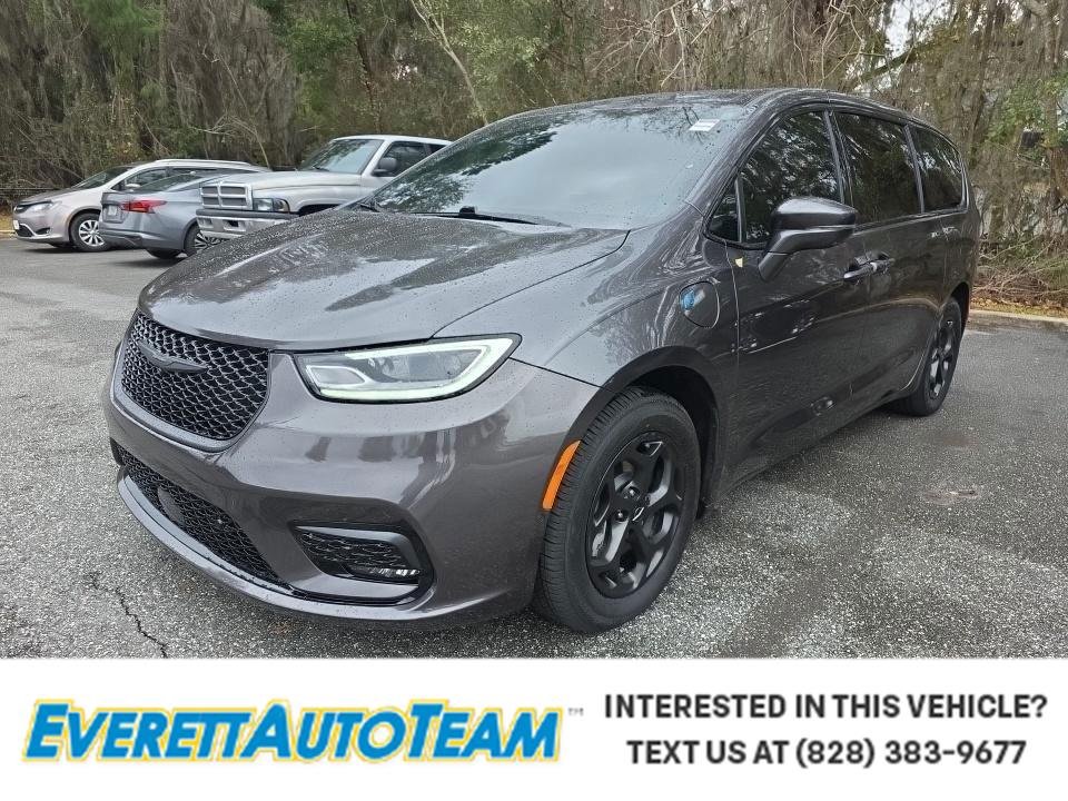 2022 Chrysler Pacifica Hybrid Limited