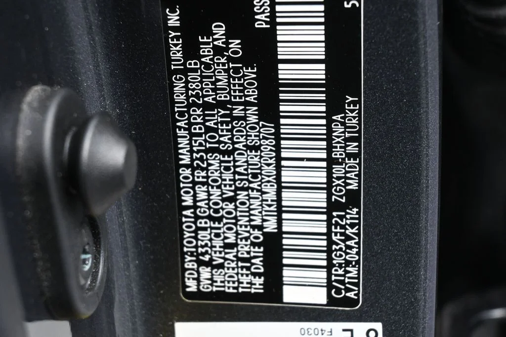 Used 2019 Magnetic Gray Metallic Toyota XLE image 16