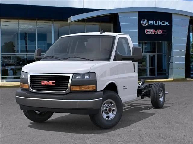 New 2025 Summit White GMC 1WT image 6
