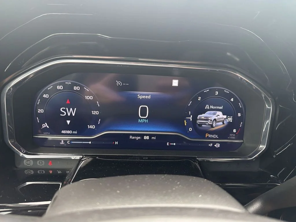 Used 2023 Gray Chevrolet LT image 15
