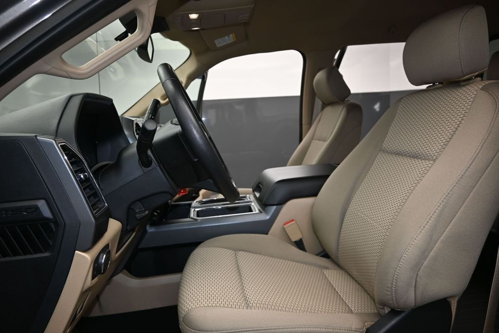 Used 2020 Gray Ford XLT image 15