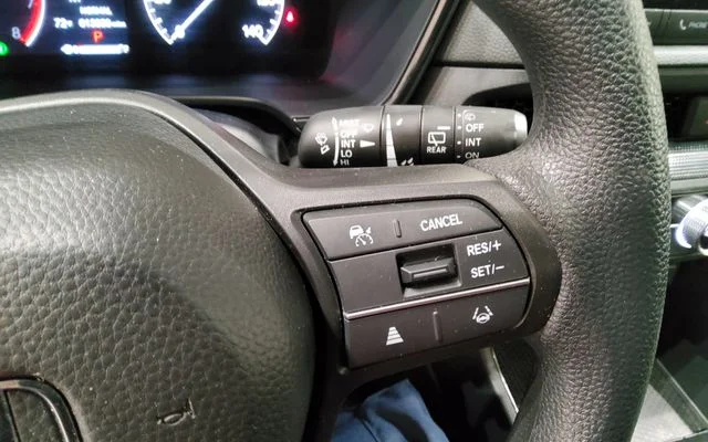 Used 2024  Honda EX image 19