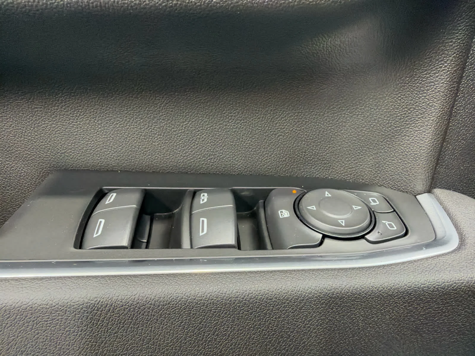 Used 2026 Cypress Gray Chevrolet LT image 18