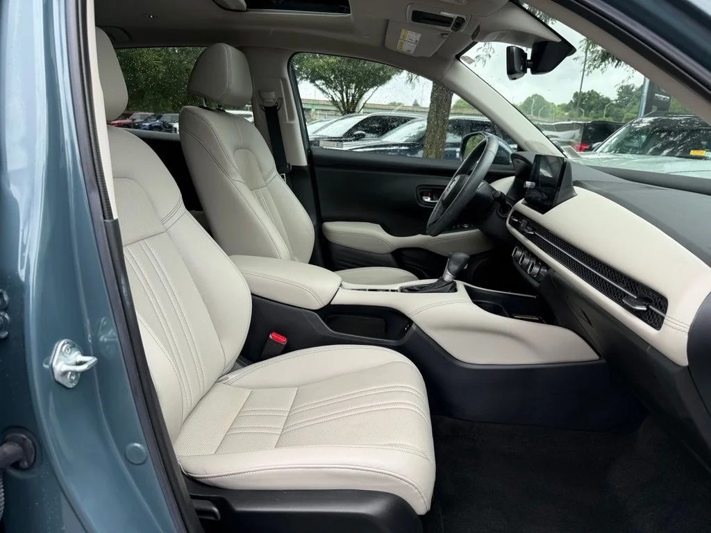 Used 2024  Honda EX-L image 31