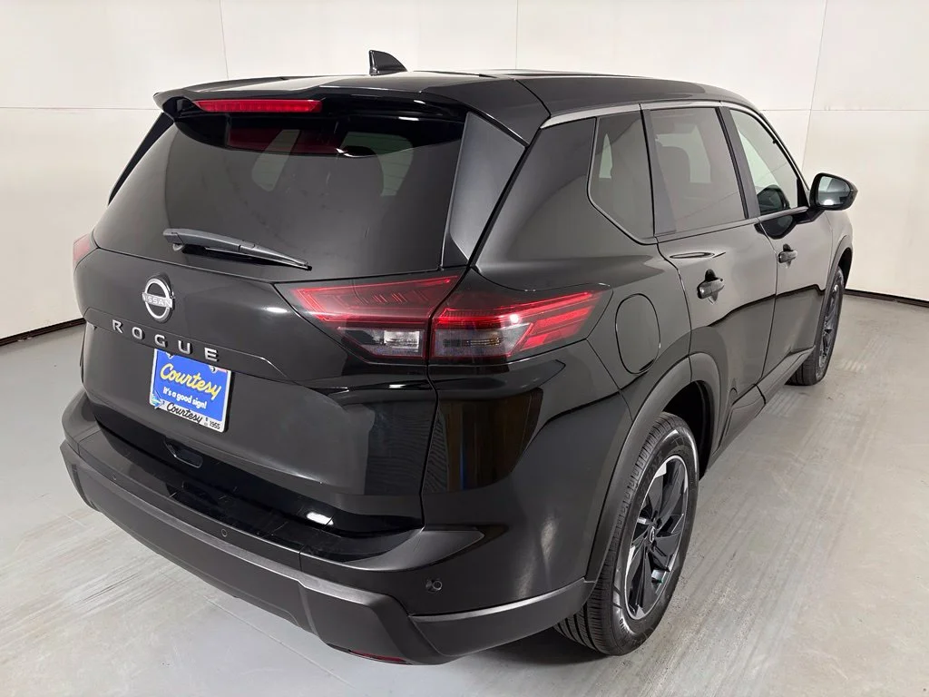 Used 2025 Black Nissan SV image 8