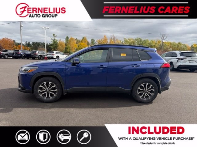 Used 2024 Blue Toyota Hybrid SE image 3