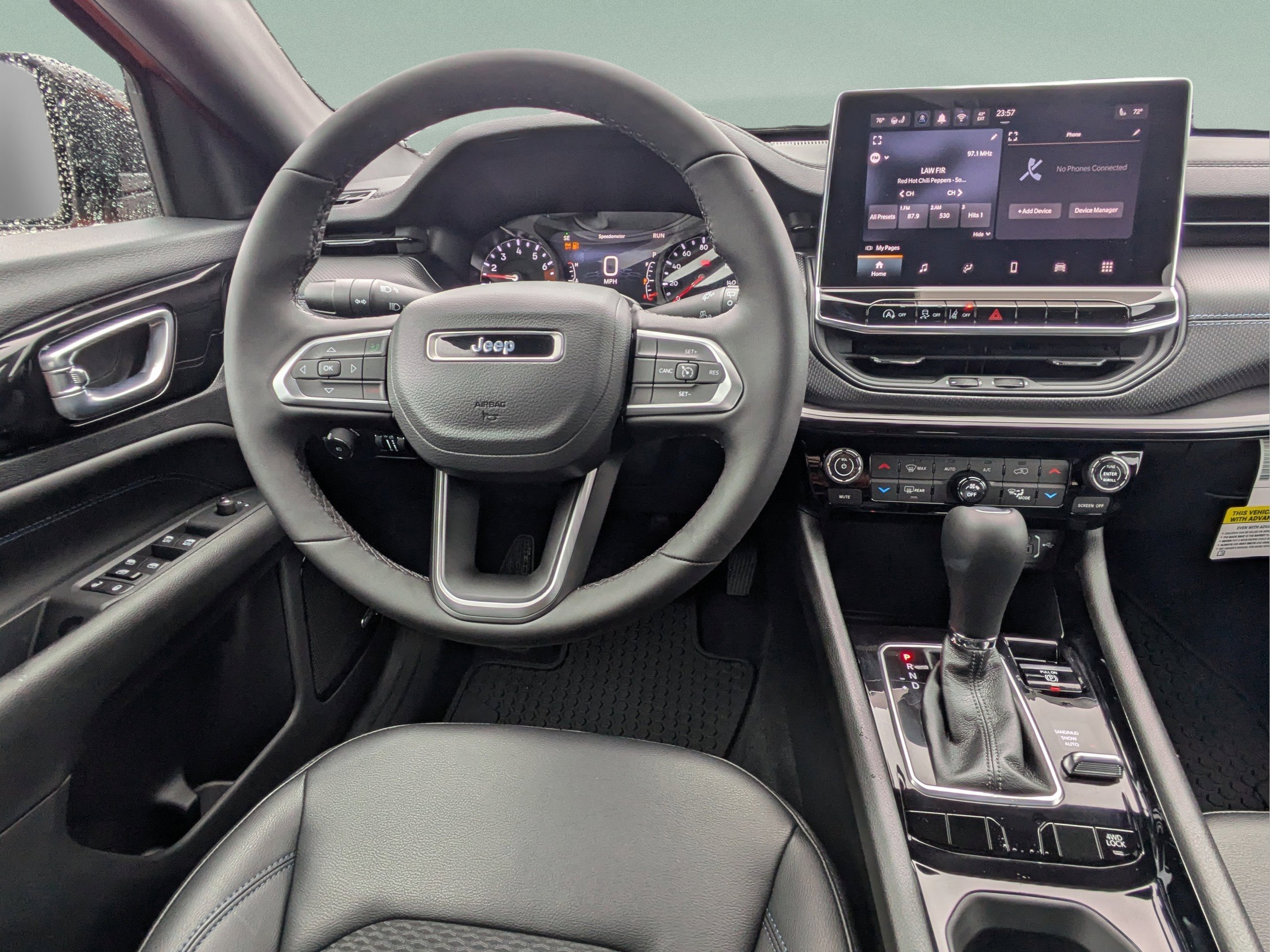 New 2026 Joose (DISC) Jeep Latitude Altitude image 17