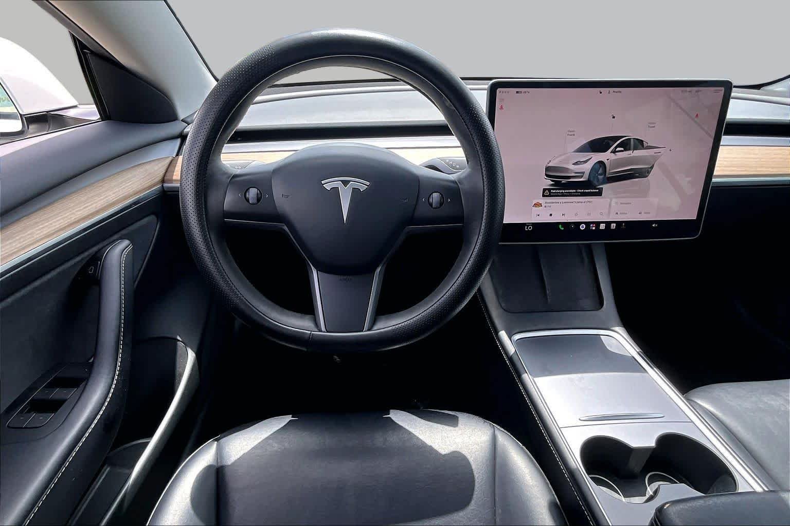 Used 2022 Pearl White Multi-Coat Tesla  image 5