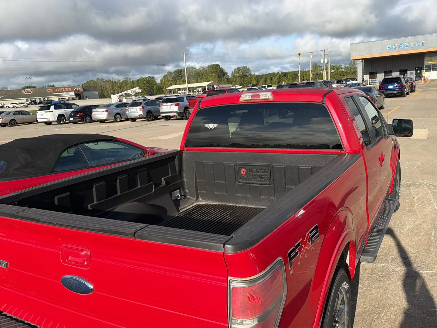 Used 2010 RED FORD  image 6