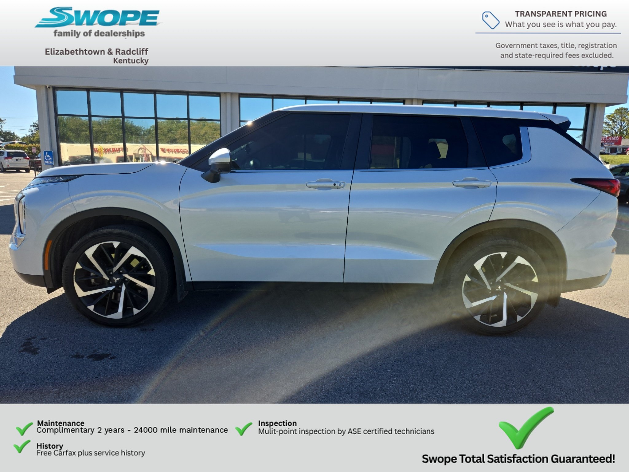 Used 2024 White Diamond Mitsubishi SE image 4
