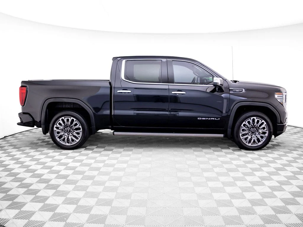 Used 2025 Black GMC Denali Ultimate image 8