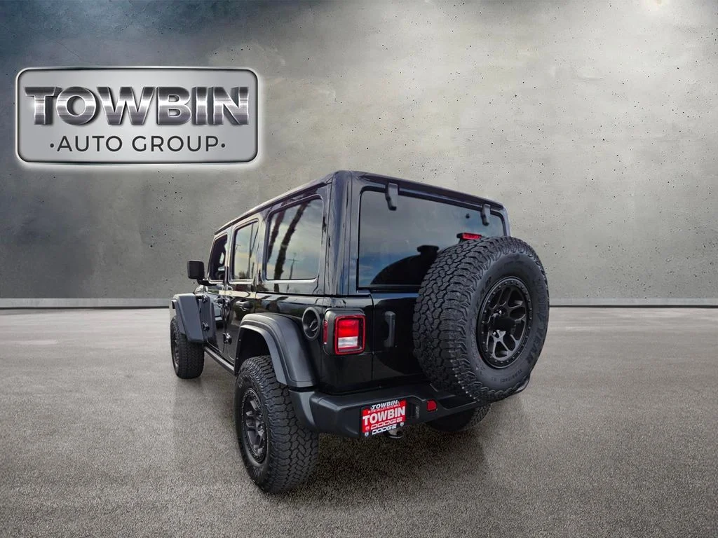 Used 2022 Black Jeep Unlimited High Tide image 6