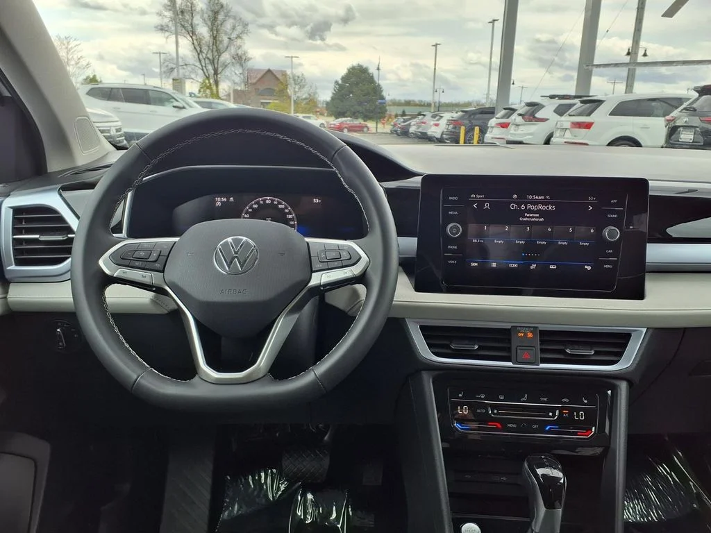 New 2026 Pure White Volkswagen 1.5T SE image 11