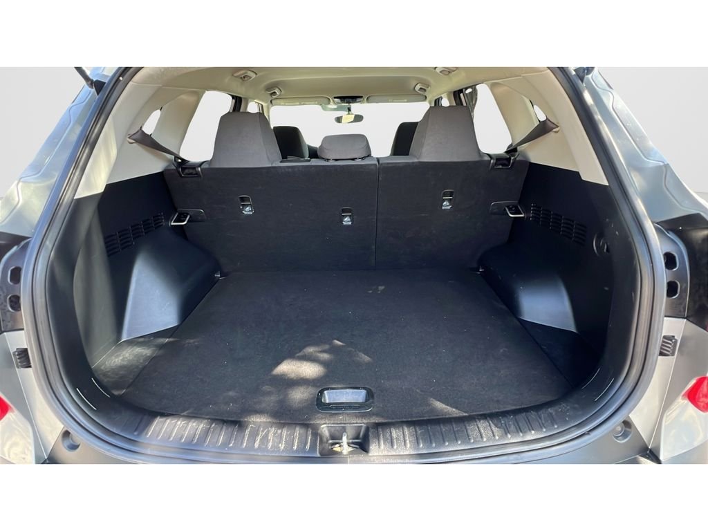 Used 2021 Gray Kia LX image 12