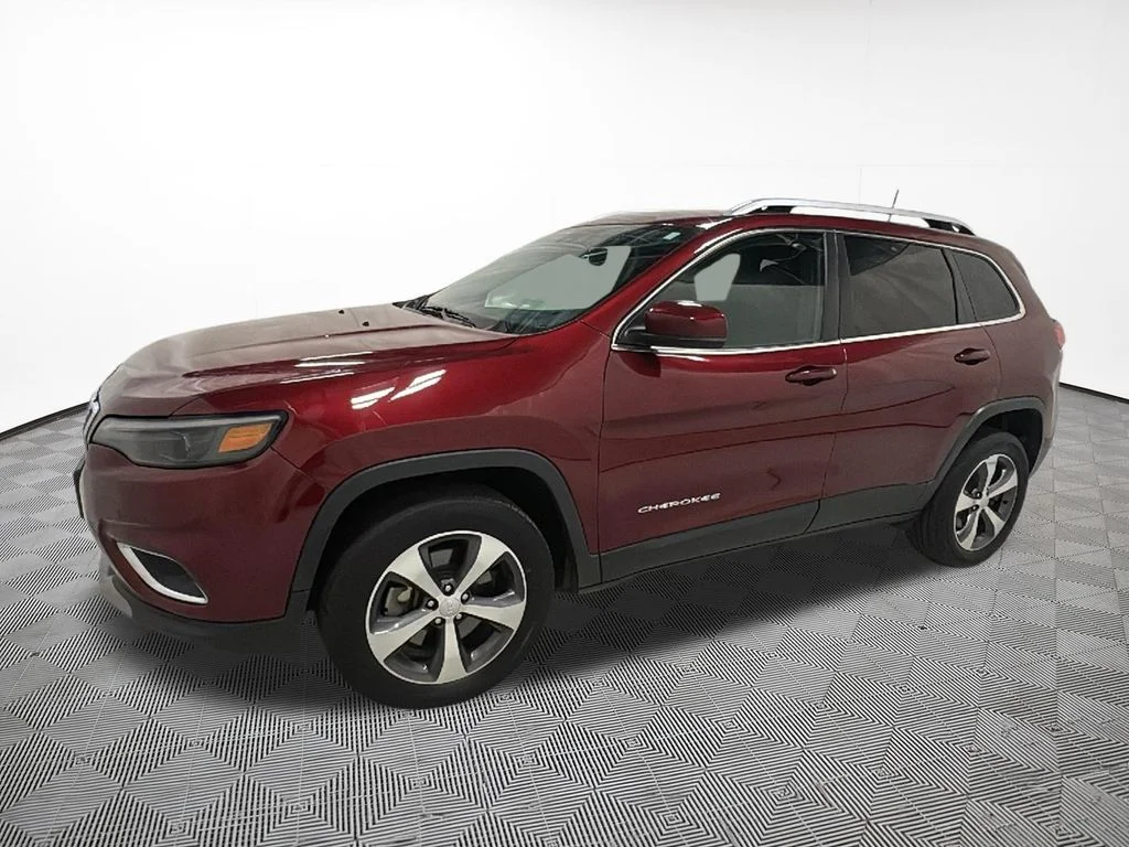 Used 2020 Red Jeep Limited image 2