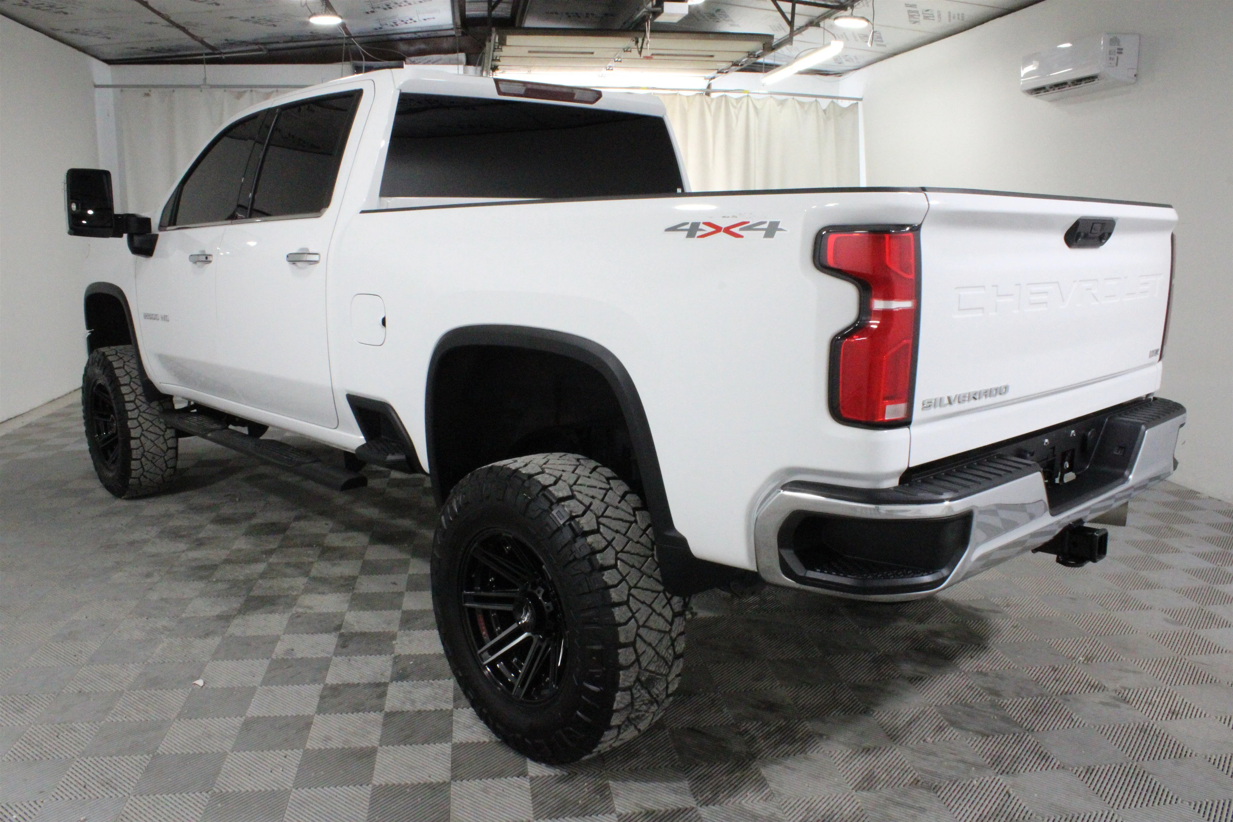 2024 Chevrolet Silverado 2500HD LTZ - Photo 29