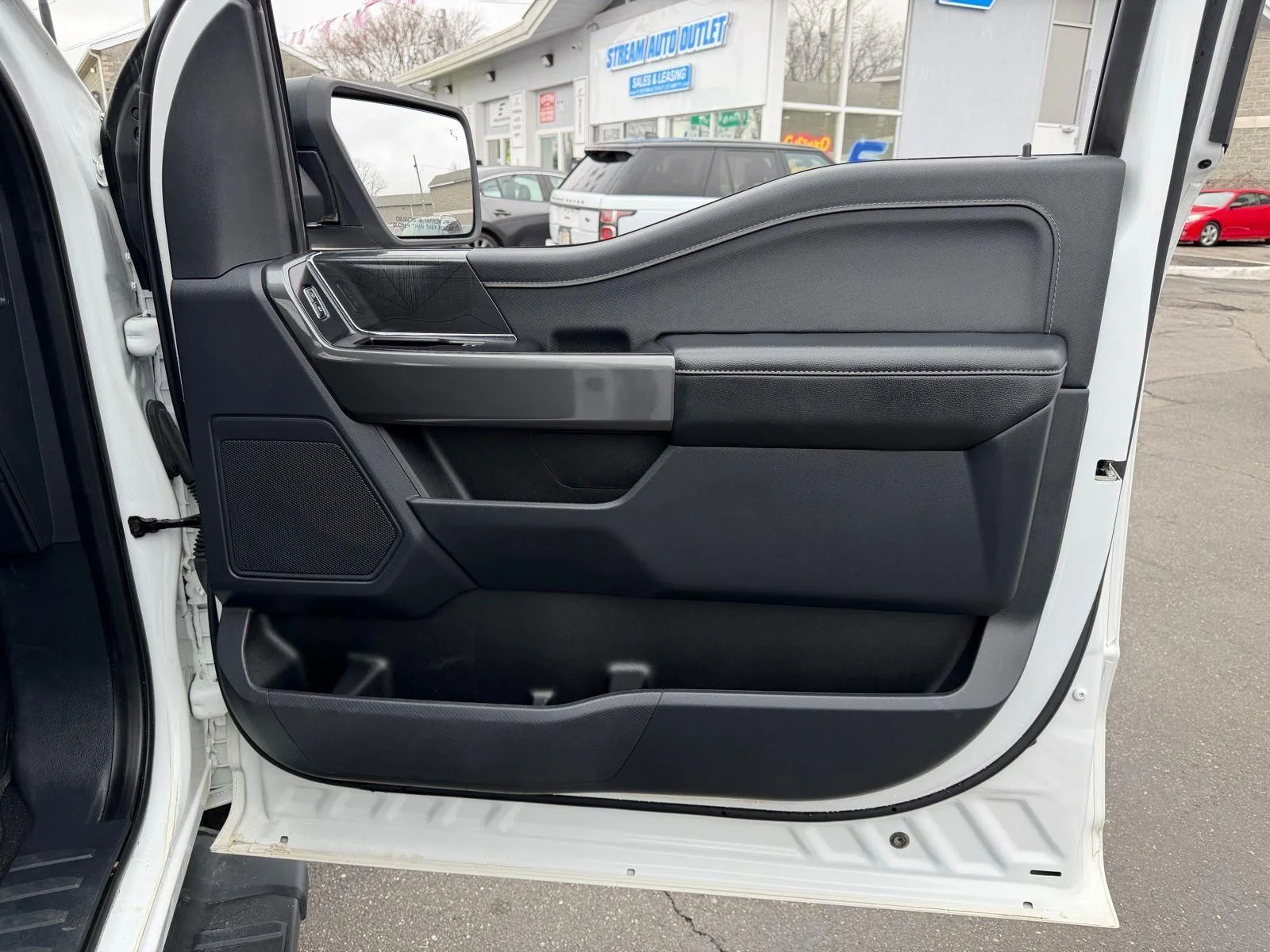 2023 Ford F-150 XLT - Photo 15