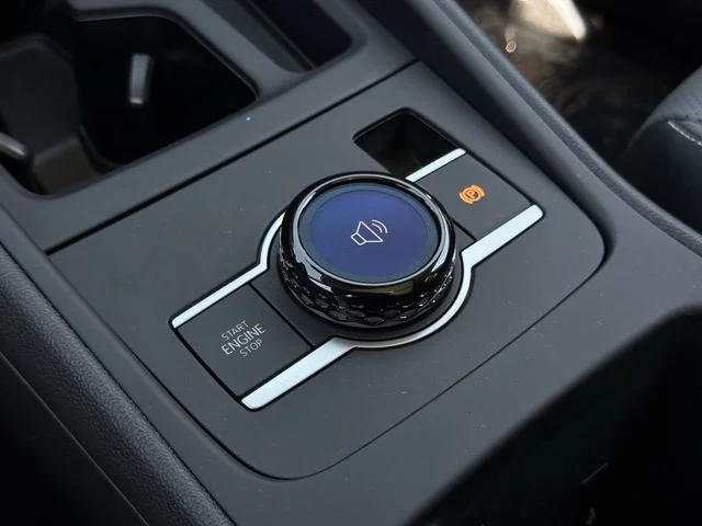 New 2026 Black Volkswagen 2.0T SE image 16