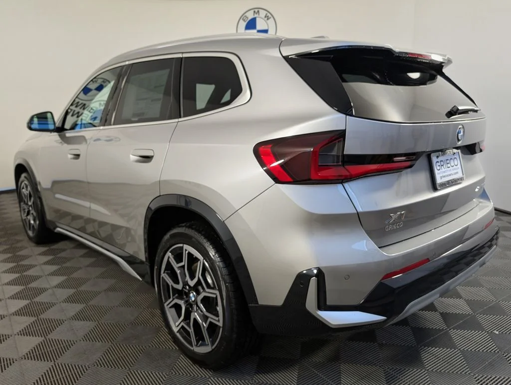 New 2026 Silver BMW xDrive28i image 8