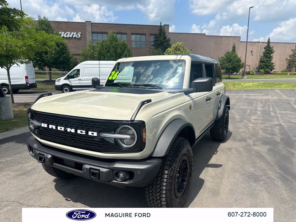 New 2026 Desert Sand Ford Badlands® image 8