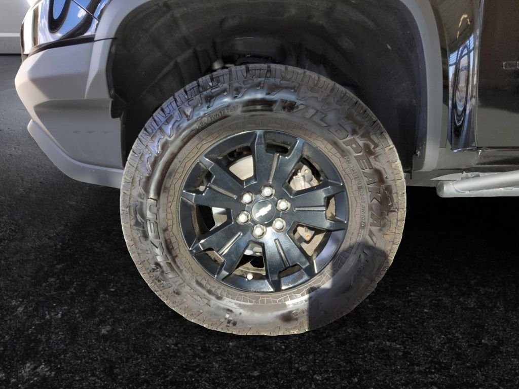 Used 2019 Black Chevrolet ZR2 image 26