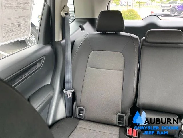 Used 2025 Silver Honda LX image 17