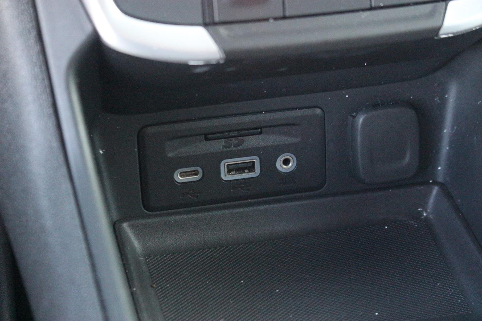 Used 2023 Sterling Metallic GMC SLE image 29