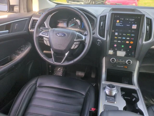 Used 2024 White Ford SEL image 30