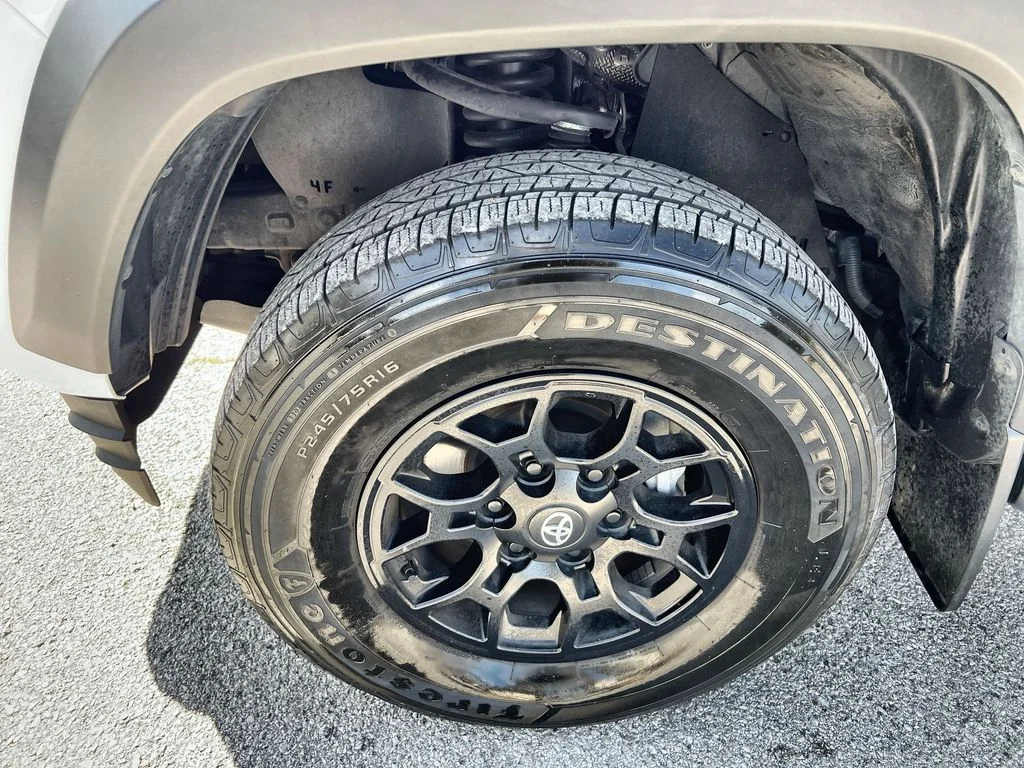 Used 2023 White Toyota SR5 image 10