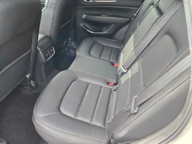 Used 2020 White Mazda Grand Touring image 16
