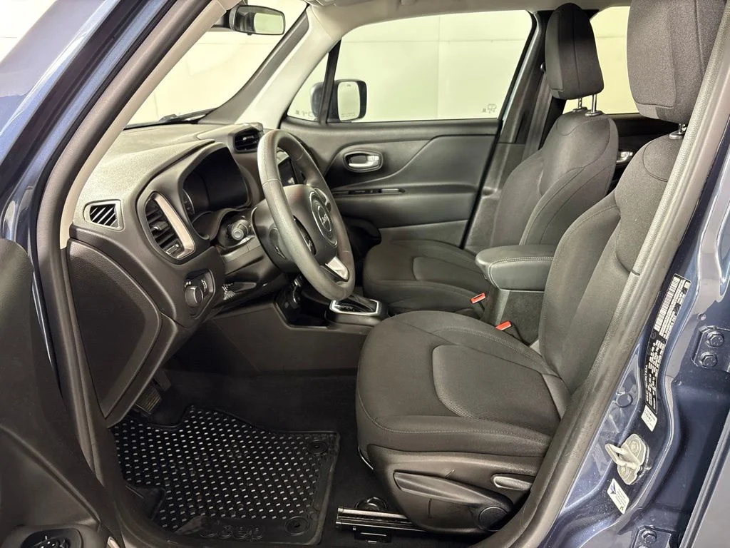 Used 2023 Blue Jeep Latitude image 21