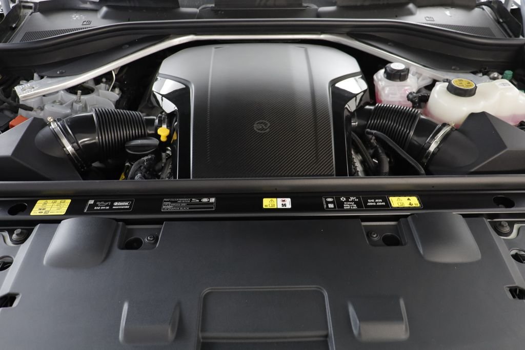 New 2026 Arroios Grey LAND ROVER SV image 27