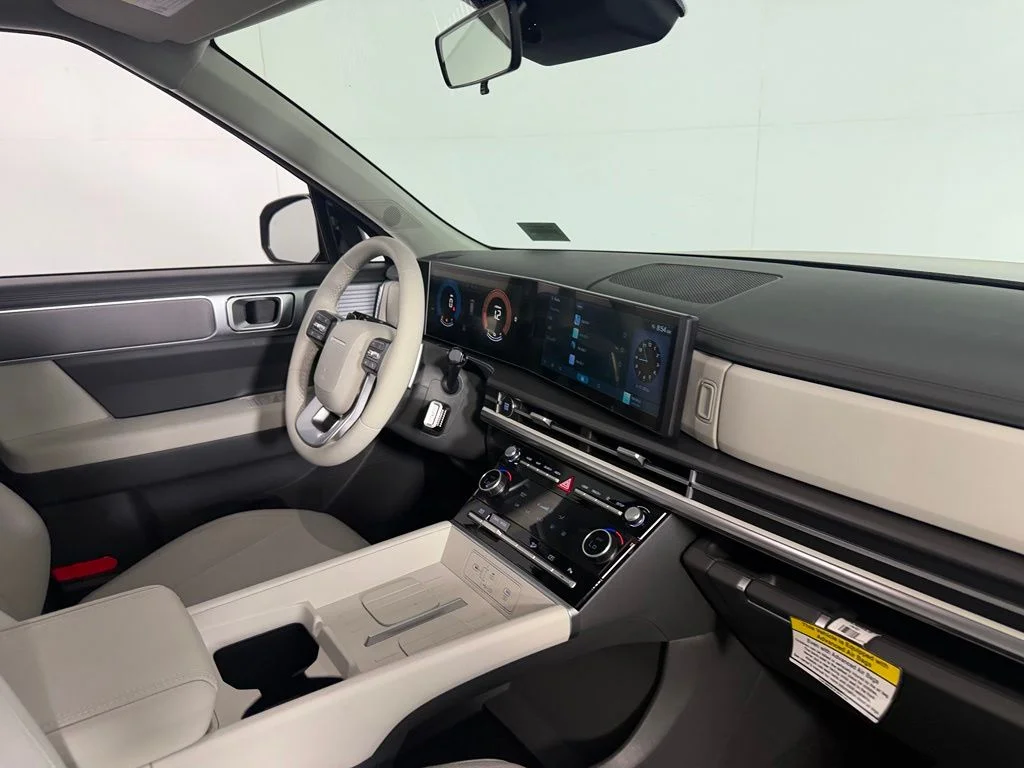 Certified Used 2026 Black Hyundai SE image 33