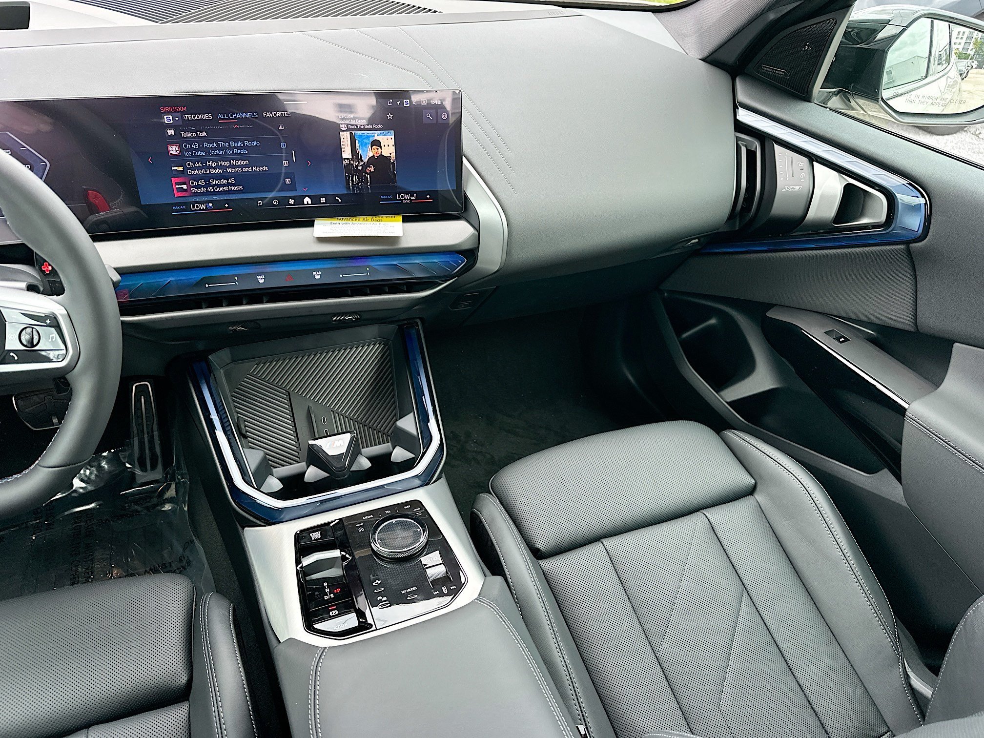 New 2026 Dune Grey Metallic BMW M50 xDrive image 15