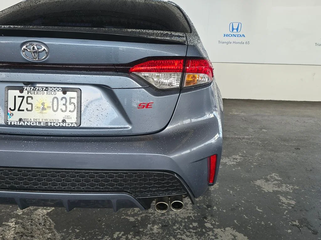 Used 2022  Toyota SE image 35