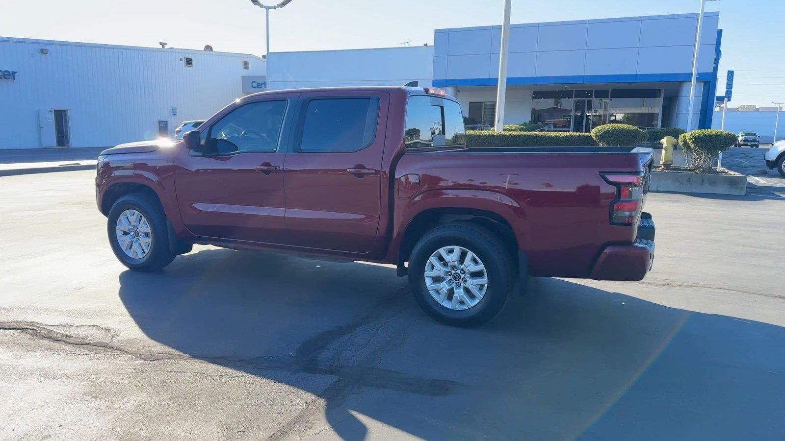 2024 Nissan Frontier SV - Photo 8