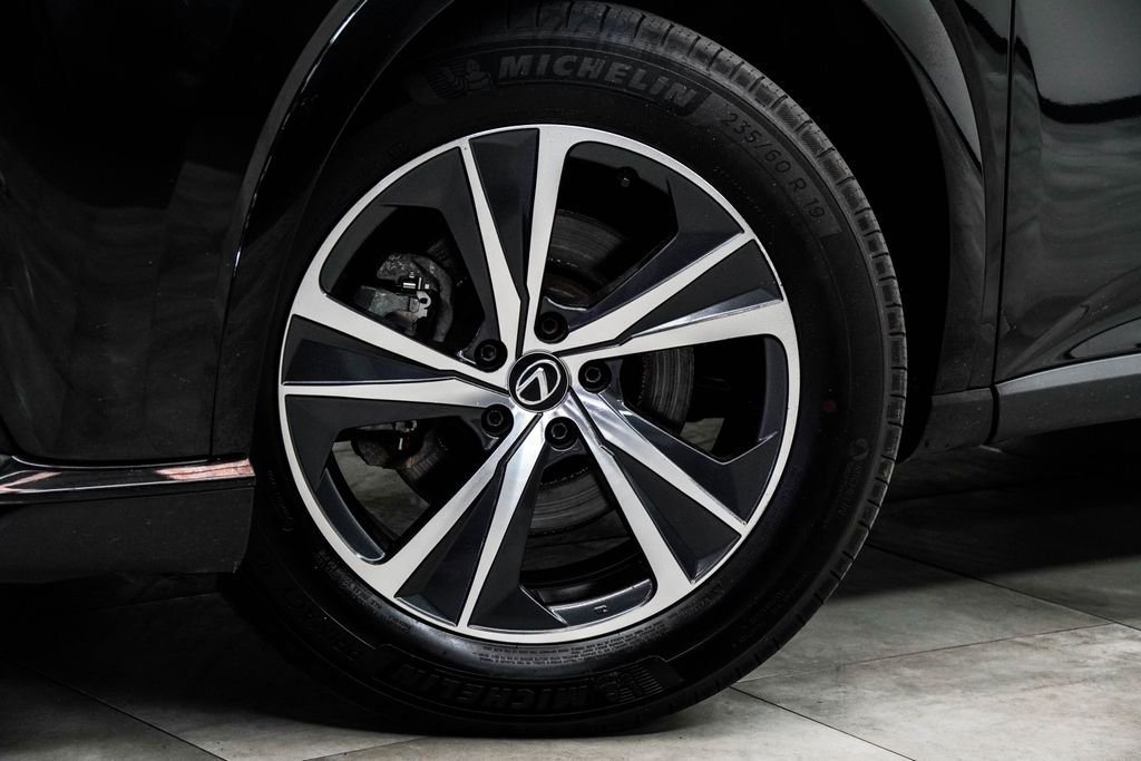 Used 2023 Black Lexus 350 Premium image 3