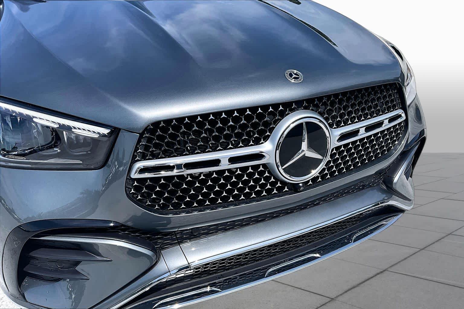 Used 2026 Obsidian Black Metallic Mercedes-Benz GLE 450 image 29