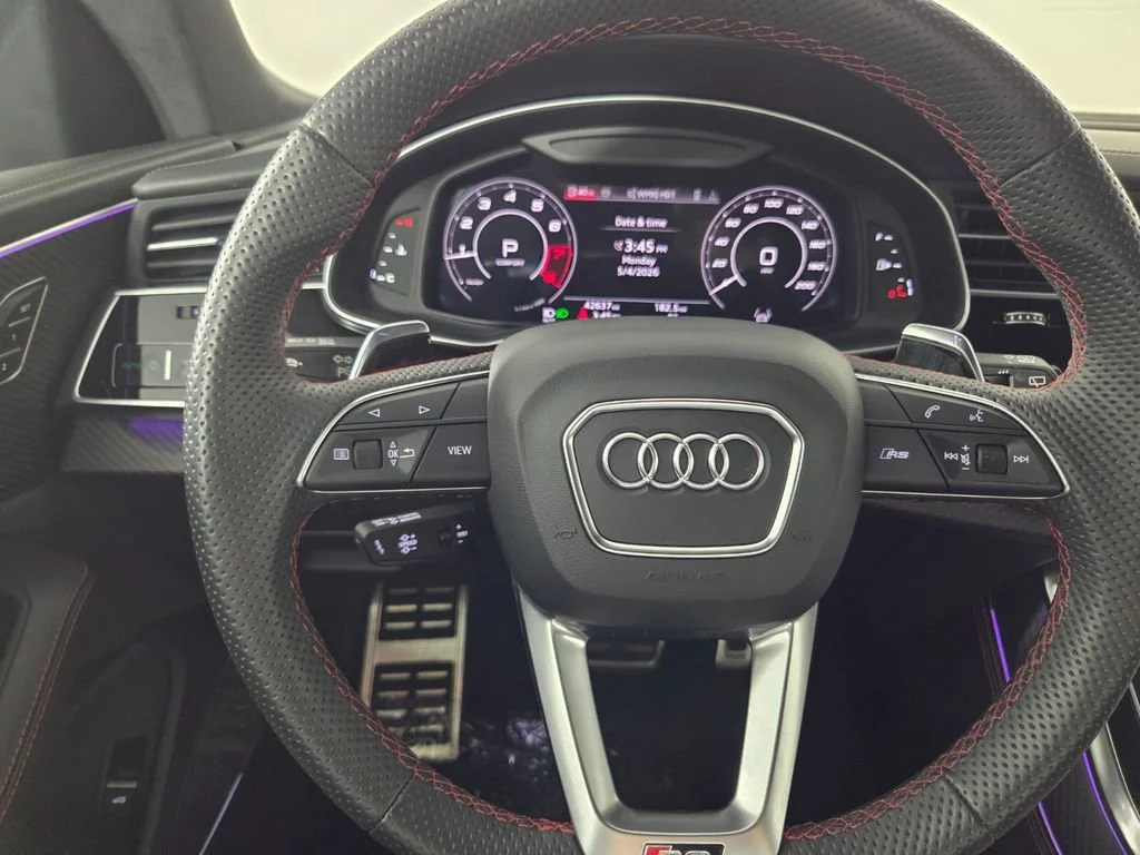 Used 2024 Daytona Gray Pearl Effect Audi 4.0T image 15