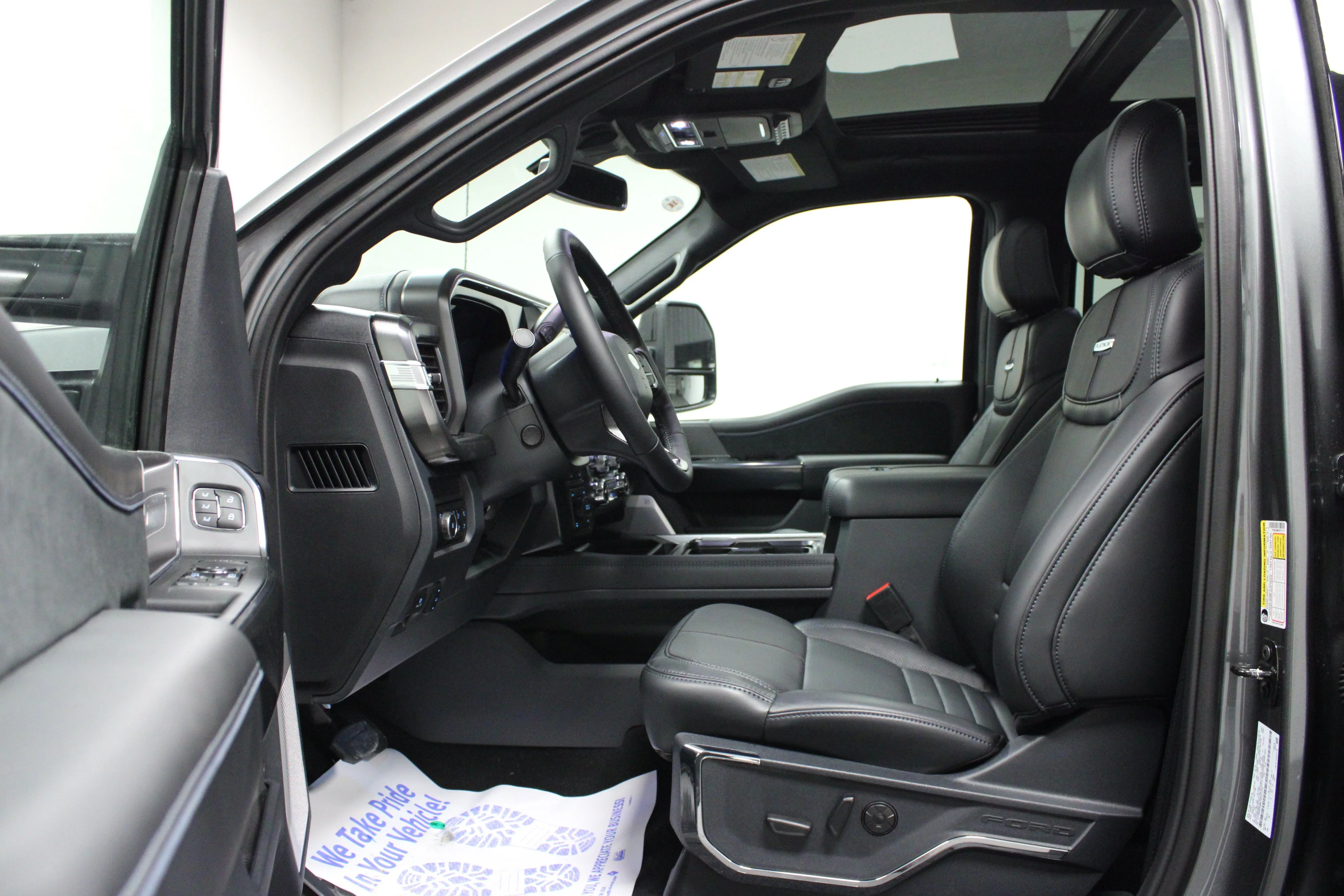 New 2026 Carbonized Gray Metallic Ford F-250® Platinum® image 12