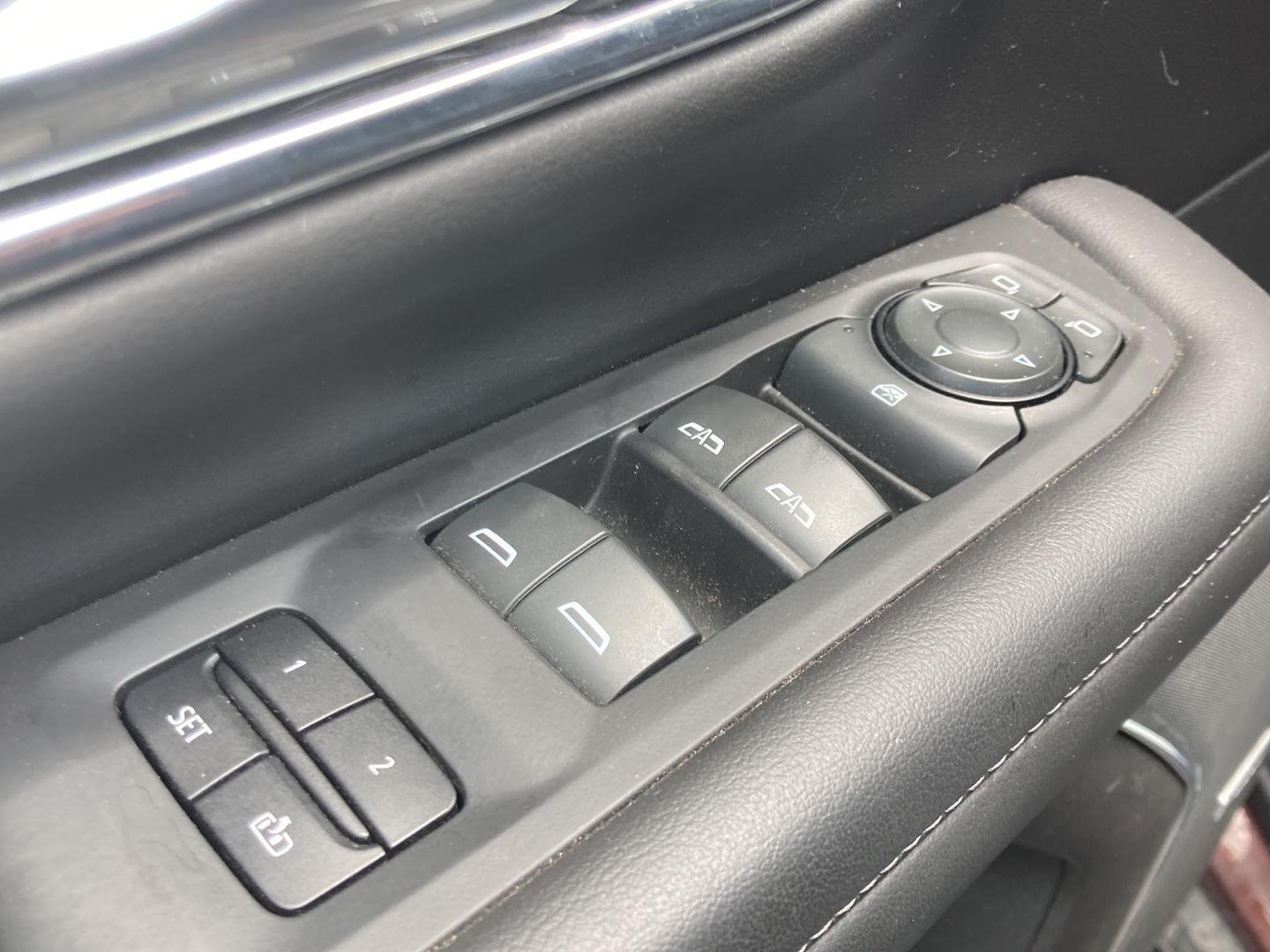 Used 2023 Auburn Metallic Chevrolet LT image 11