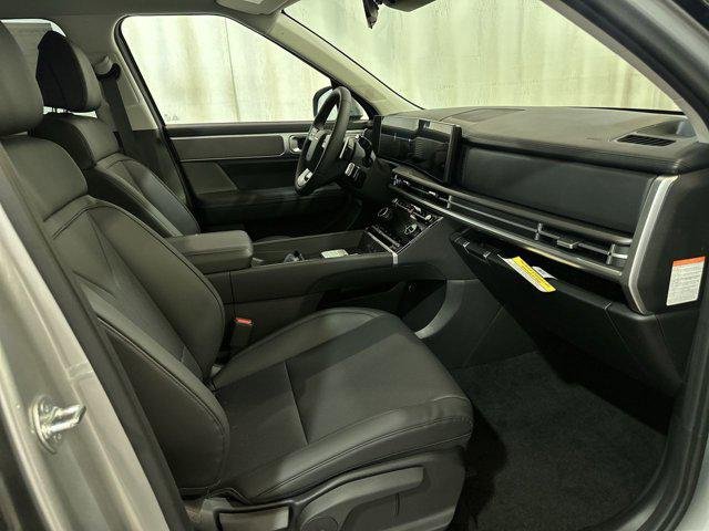 New 2026 Shimmering Silver Hyundai SEL image 14