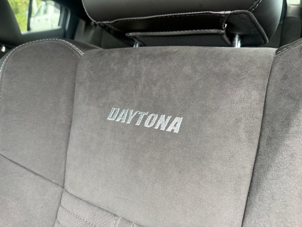 Used 2023 Green Dodge R/T Scat Pack image 21