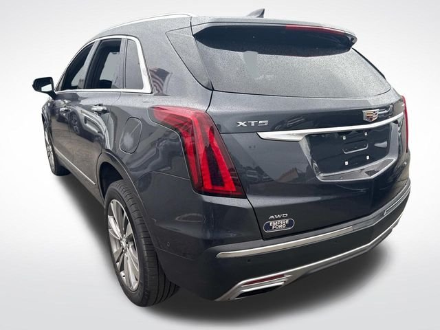 2021 Cadillac XT5 Premium Luxury photo 3