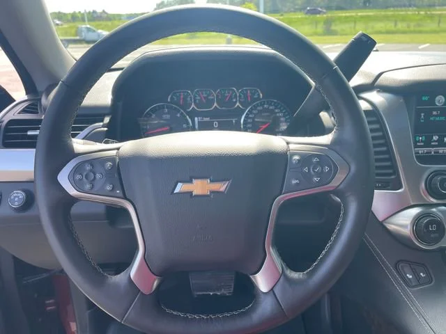 Used 2016 SIREN RED TINTCOAT Chevrolet LT image 17