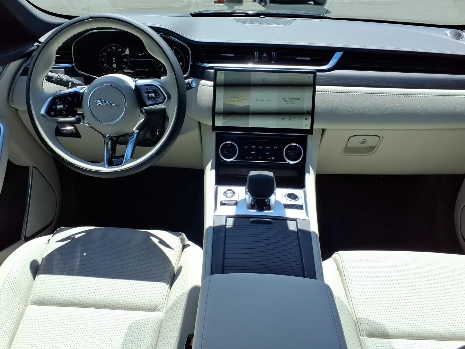 New 2026 Santorini Black Jaguar P250 R-Dynamic S image 4