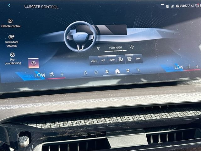 New 2026 White BMW 330i image 13