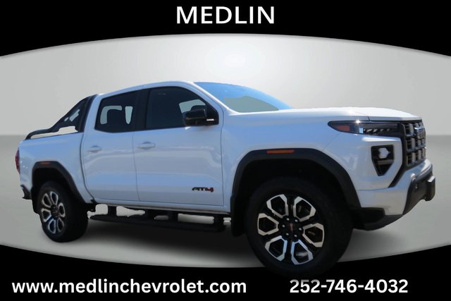 2025 GMC Canyon 4WD AT4