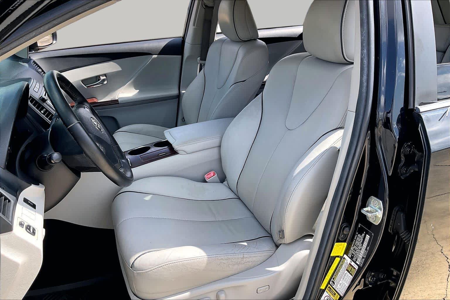 Used 2011 Black Toyota  image 7