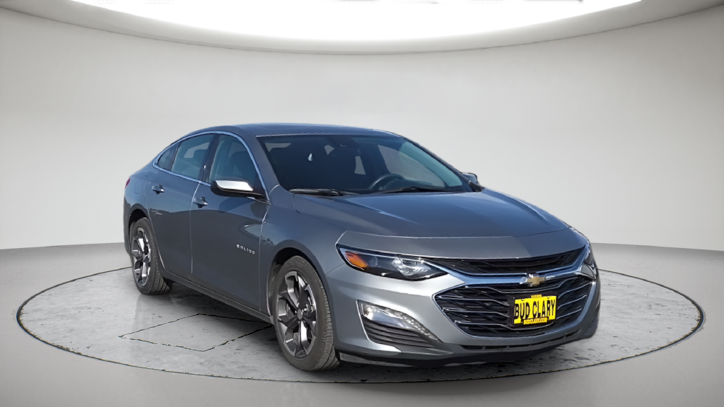 Used 2023 Gray Chevrolet LT image 3